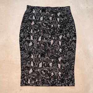 Apt. 9 Women's Black Gray Snakeskin Print Aline Pencil Skirt Large L AB 772